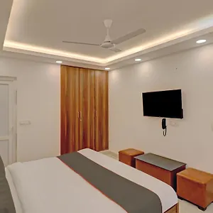 Collection O Spot Light Near Tughlakabad Station Metro Station Indraprastha